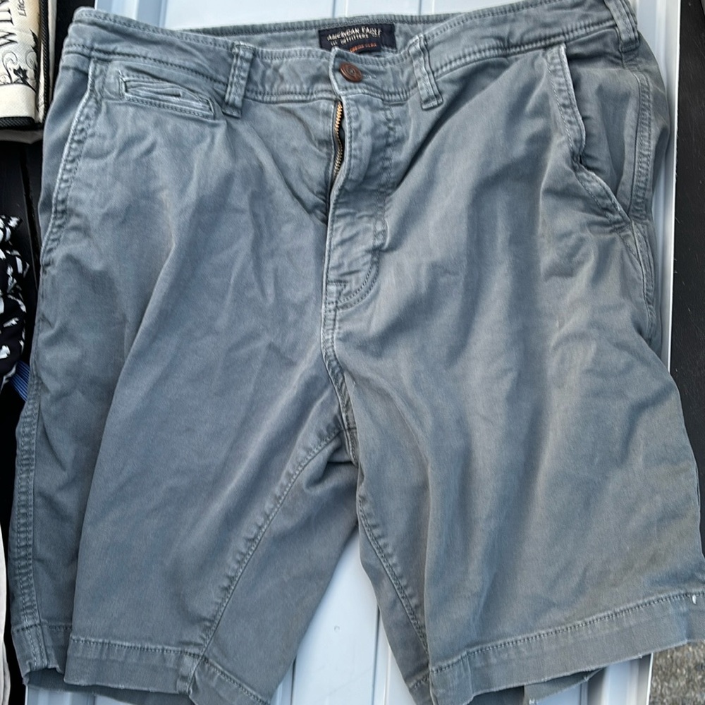 American Eagle shorts men’s 36